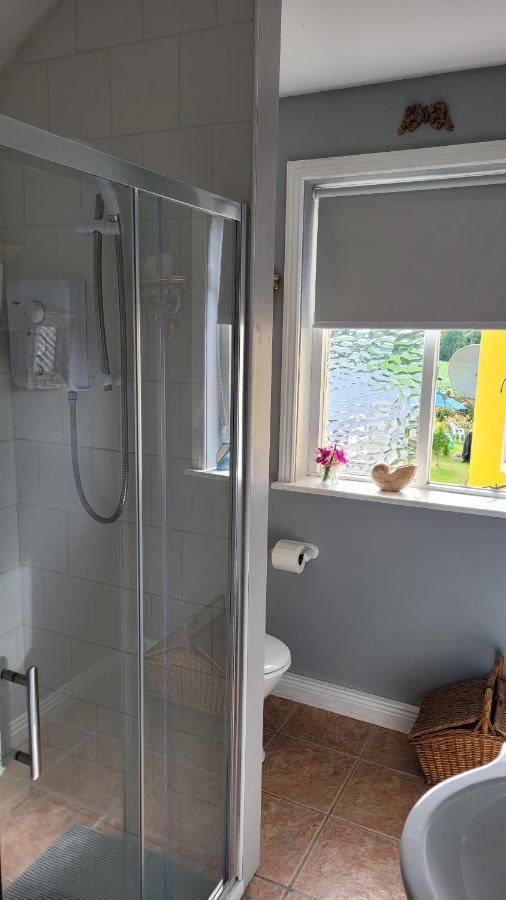 Ferienwohnung Salmon Island View Dromineer Exterior foto